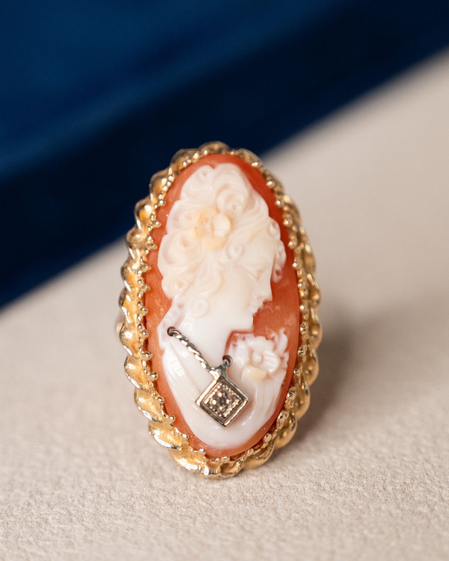 Antique Victorian Cameo Cocktail Ring 14k Yellow Gold
