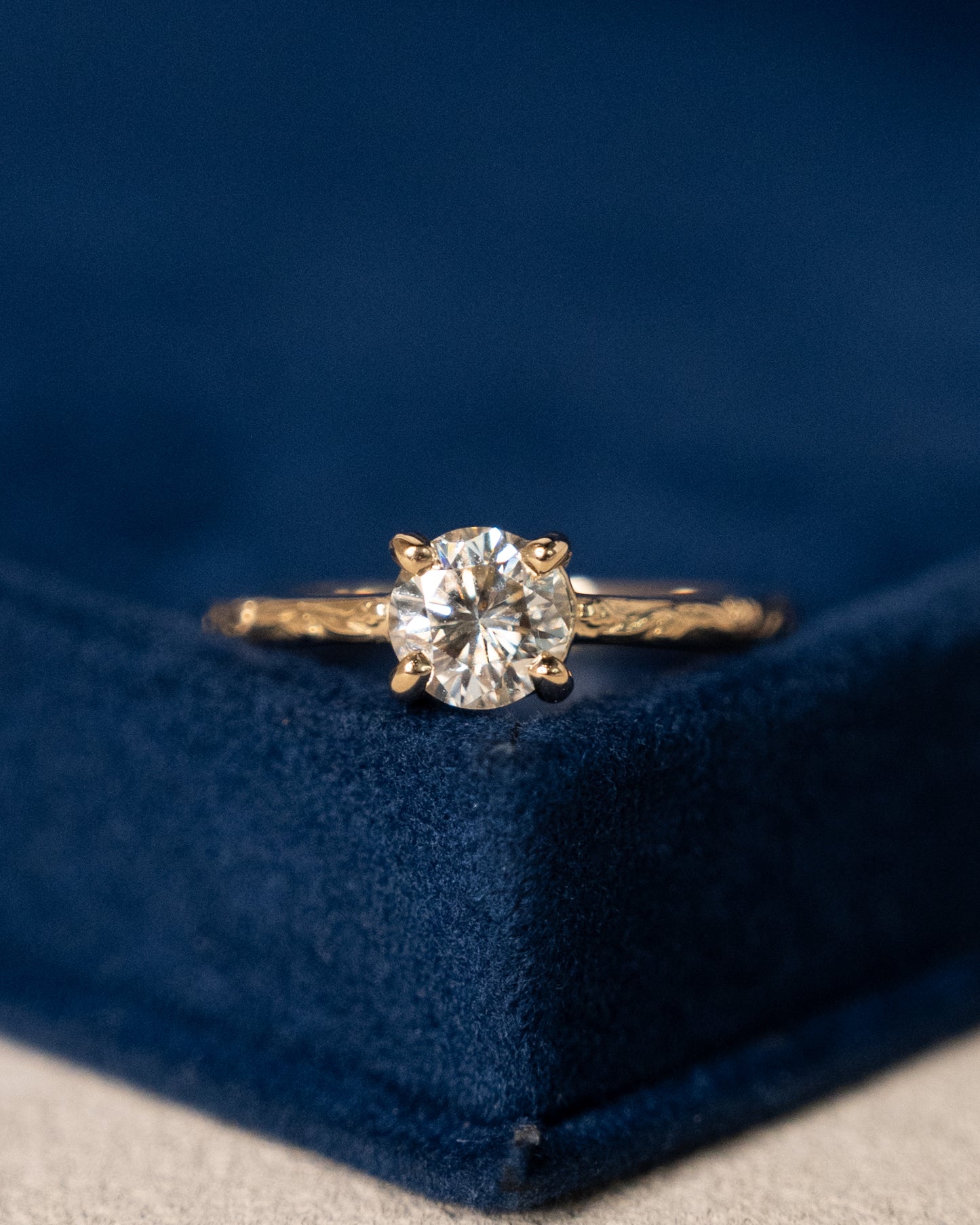 1.02 GIA Round Brilliant Diamond Engagement Ring 14k