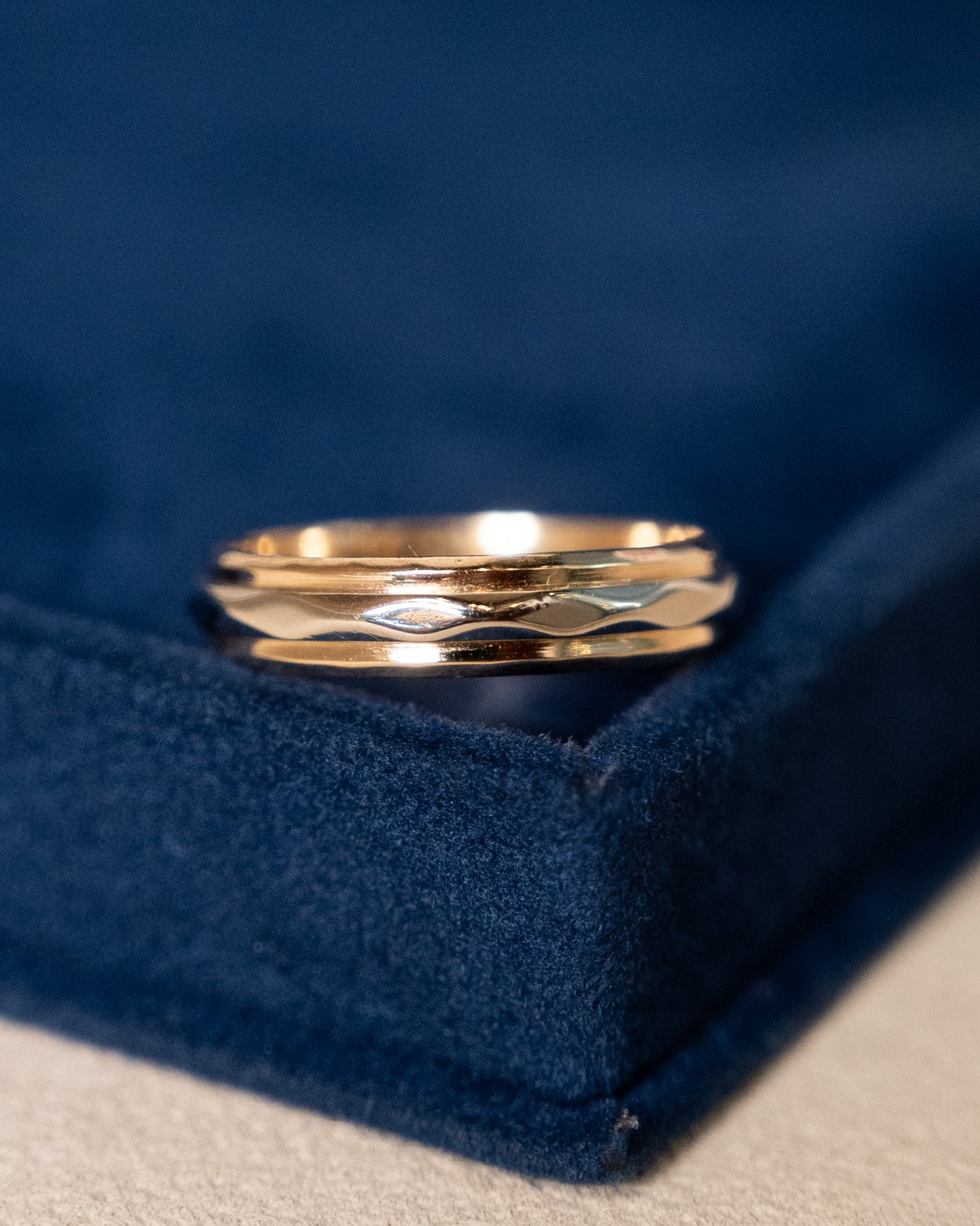 Mens Vintage 1940's Geometric Two-Tone Wedding Band 14k