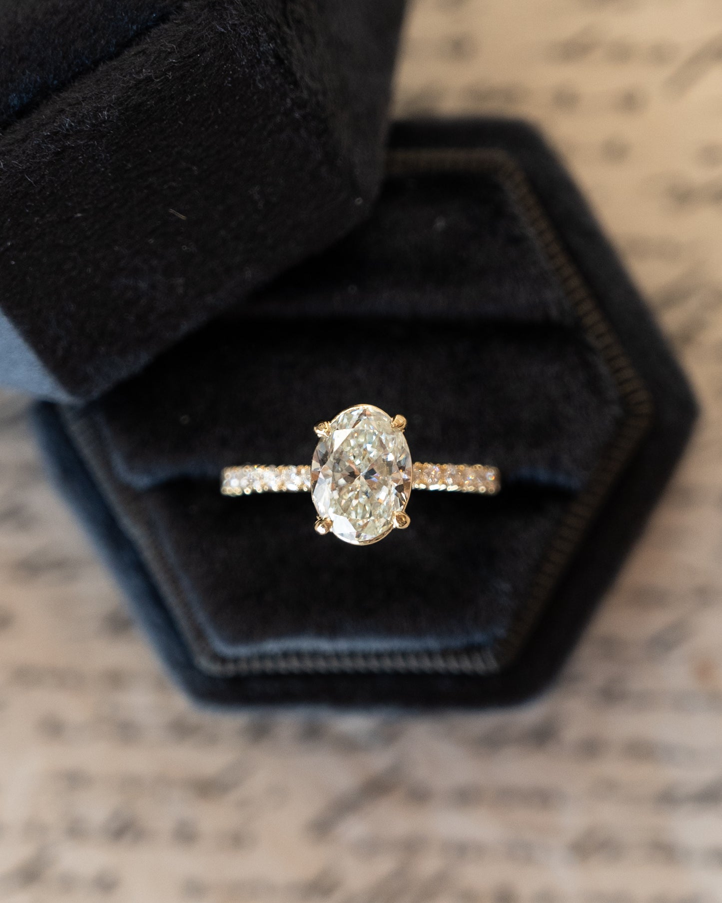 1.90 Oval Diamond Solitaire Engagement Ring 18k