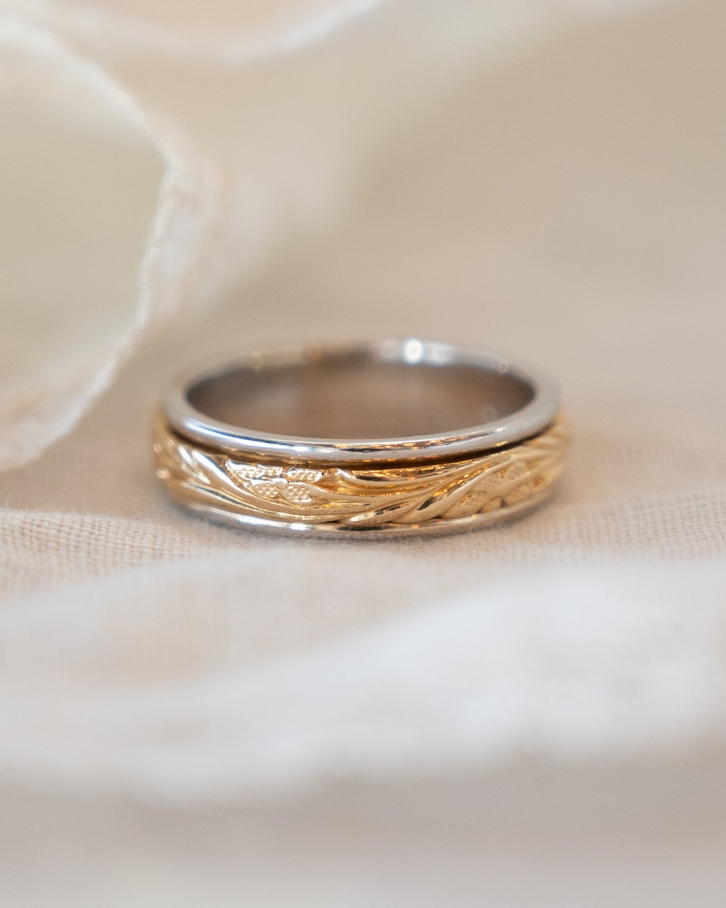 4.5mm Floral Engraved Two-Tone Wedding Band 14k