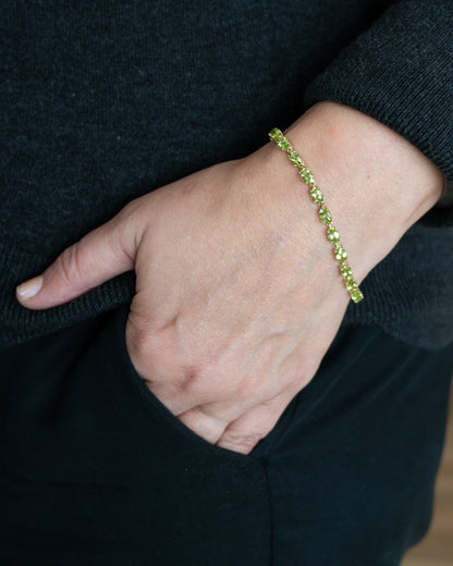 11.52 Oval Peridot Tennis Bracelet in 14k Yellow Gold