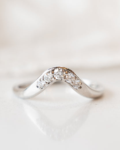 .18 Diamond Contour Wedding Band in 14k White Gold