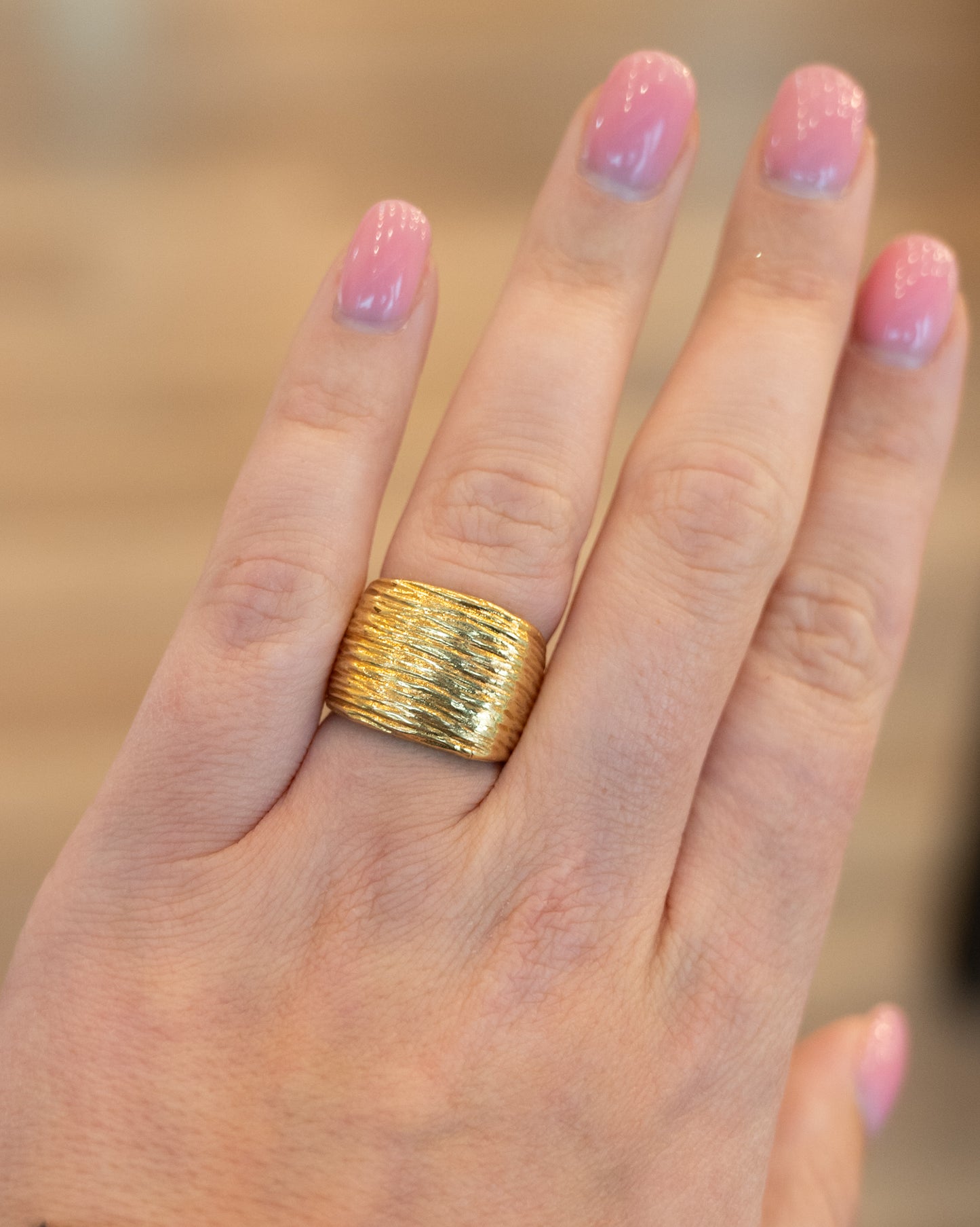 Organic Ridge Texture Statement Ring in 18k