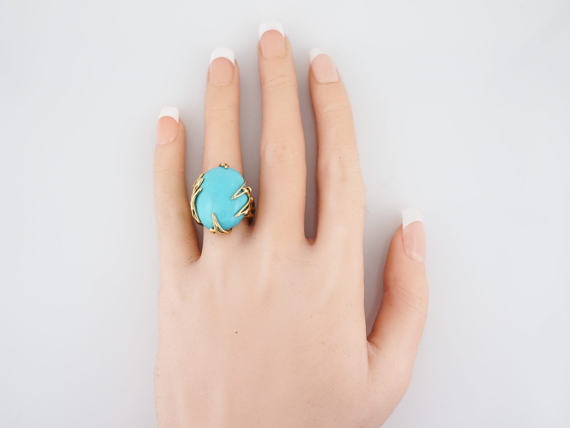 Vintage Cocktail Ring Mid-Century 24.5 Cabochon Turquoise in 18k Yellow Gold