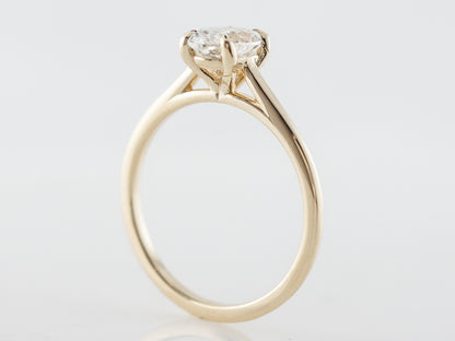 Solitaire Oval Diamond Engagement Ring in Yellow Gold