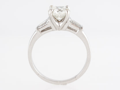 1 Carat Solitaire Diamond Engagement Ring in Platinum