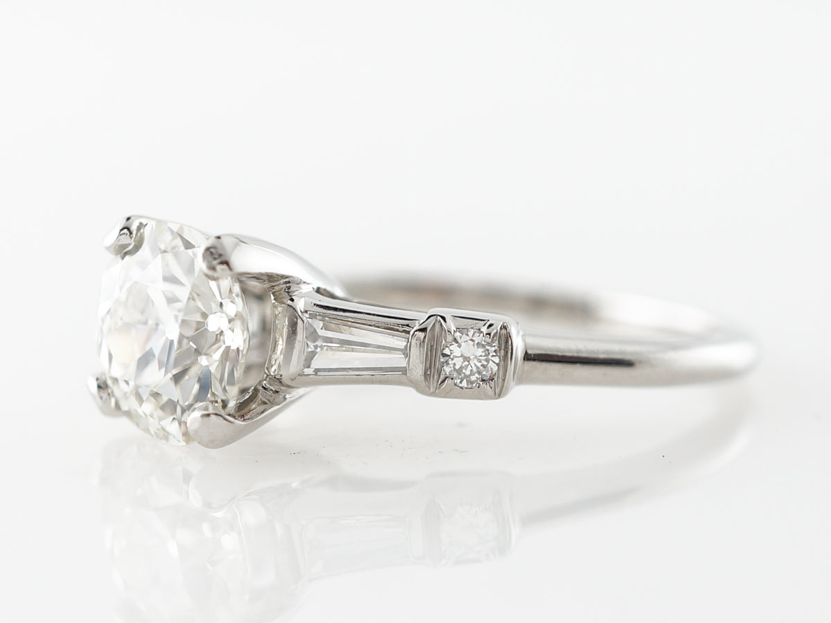 Classic Solitaire Diamond Engagement Ring in Platinum