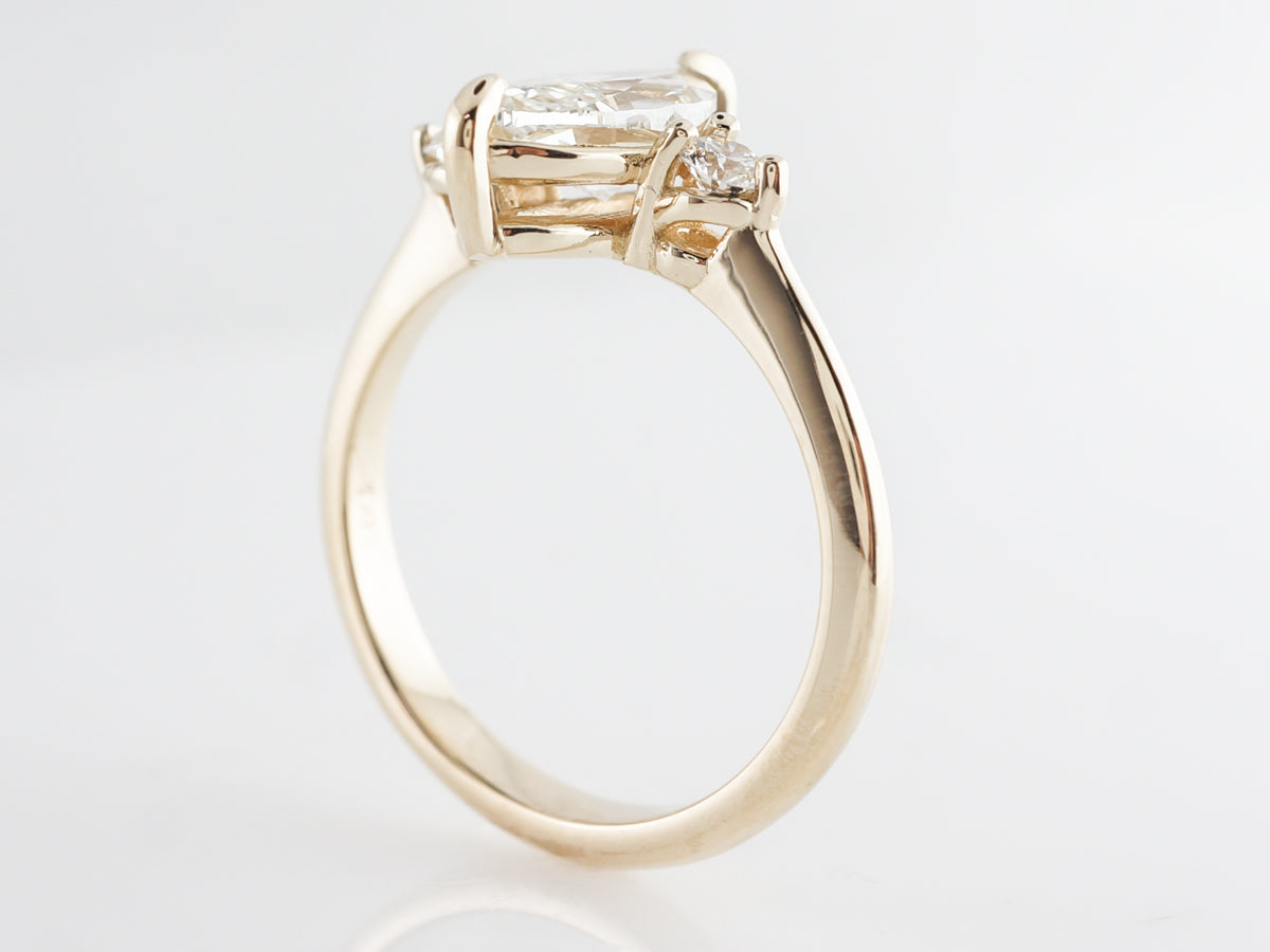Marquise Cut Diamond Engagement Ring in 14k Yellow Gold