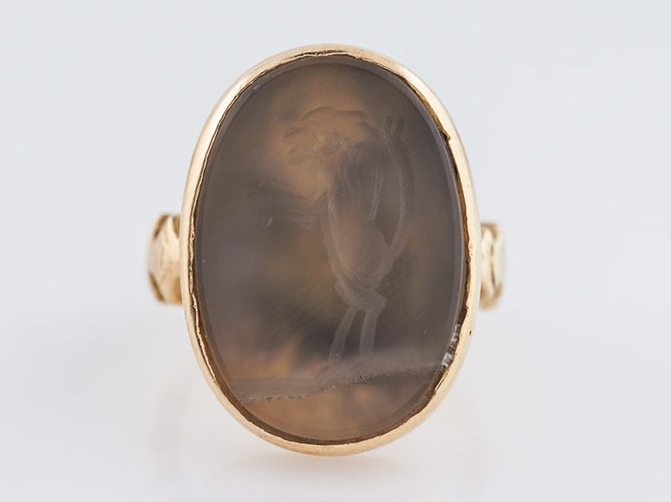 Antique Right Hand Ring Art Deco Intaglio Cut Agate in Vintage 15k Yellow Gold