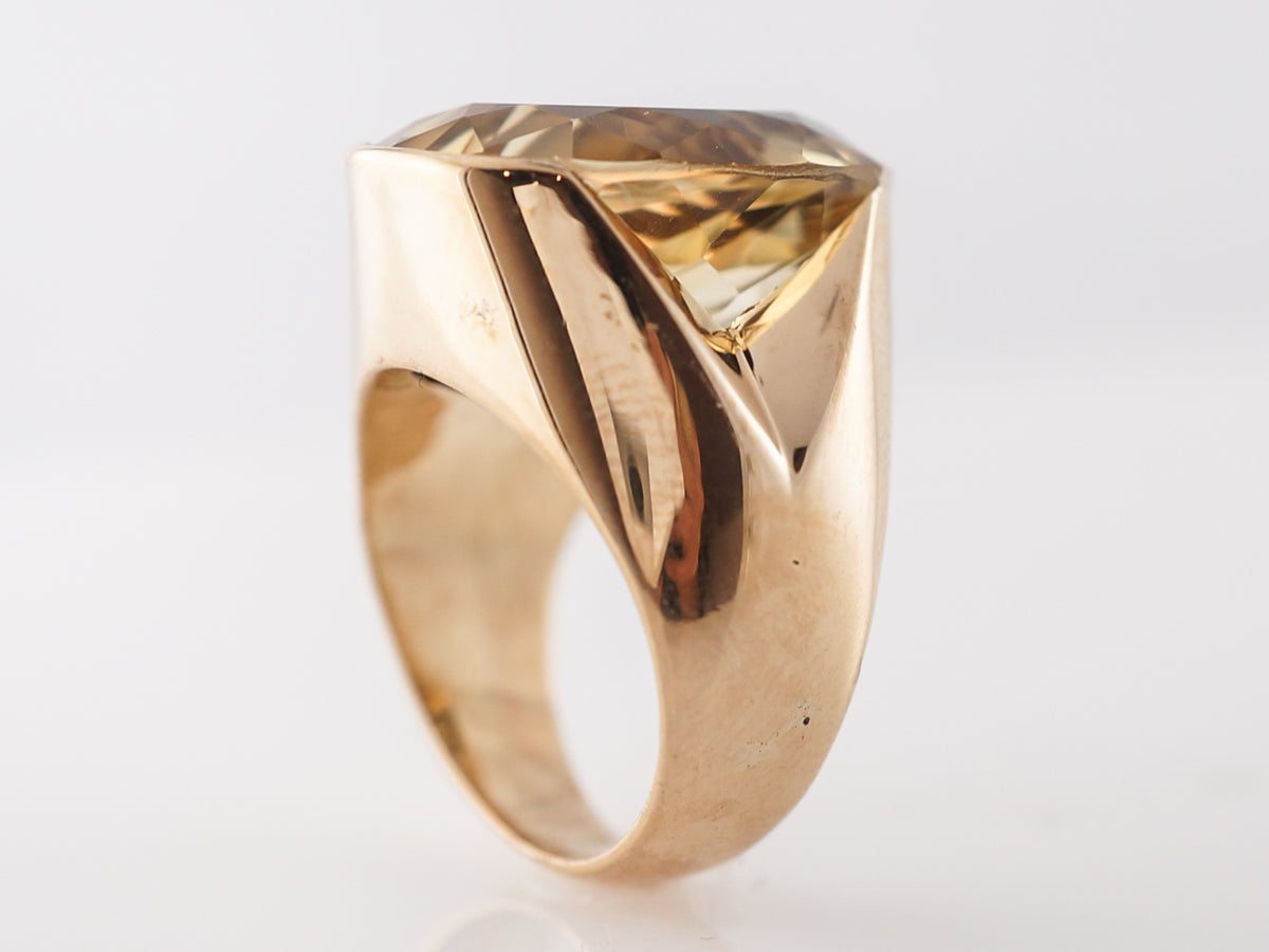 Vintage Solitaire Citrine Cocktail Ring in Yellow Gold