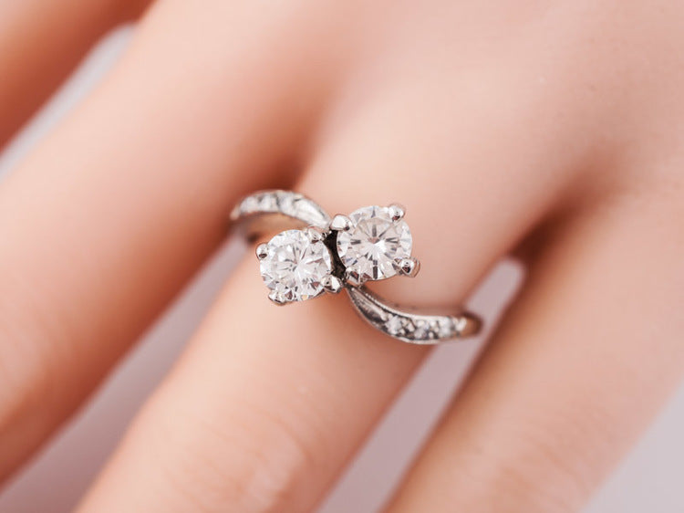 Antique Engagement Ring Art Deco .85 Round Brilliant Cut Diamonds in 14k White GoldComposition: Platinum Total Diamond Weight: .85ct Total Gram Weight: 4.10 g
