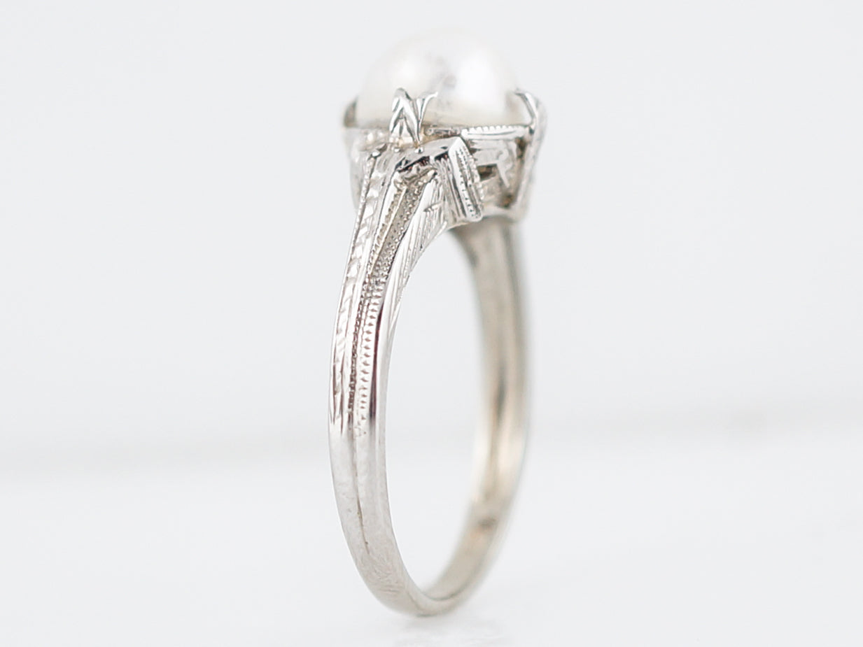 Antique Right Hand Ring Art Deco Pearl in 18k White Gold