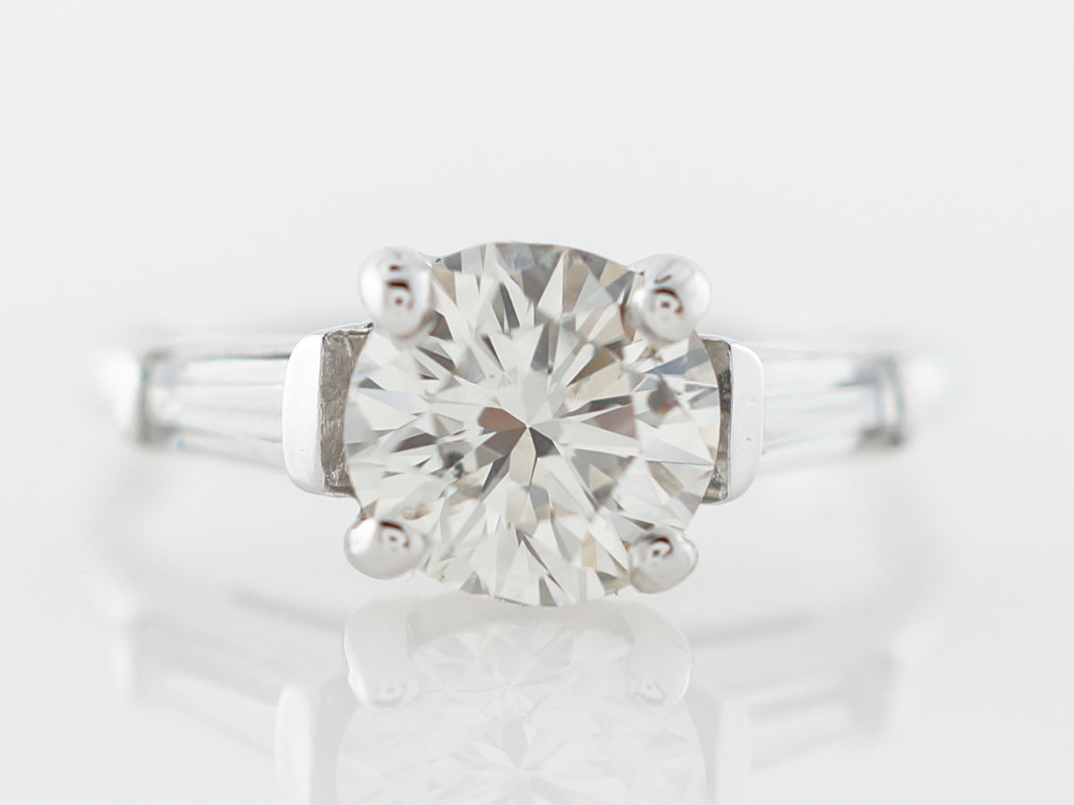 Late Art Deco Diamond Engagement Ring in White Gold