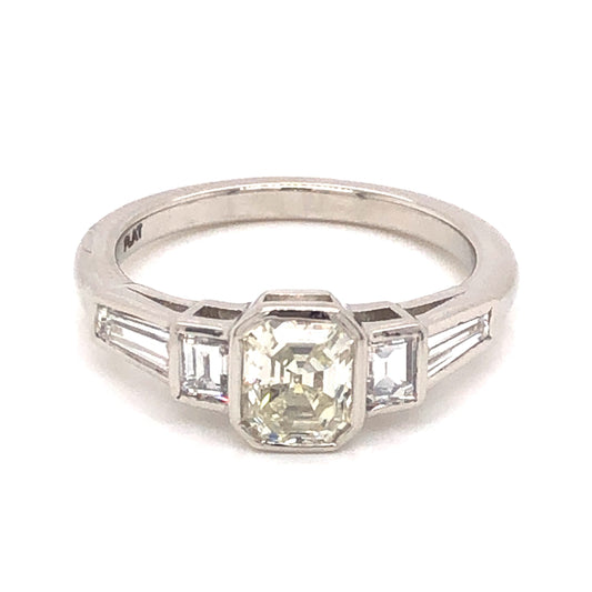 1.10 Art Deco Diamond Engagement Ring in Platinum