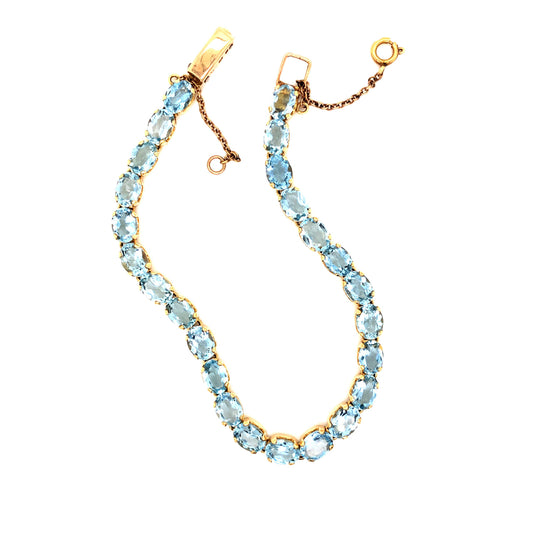 14.00 Oval Cut Aquamarine Bracelet in 18k Yellow Gold