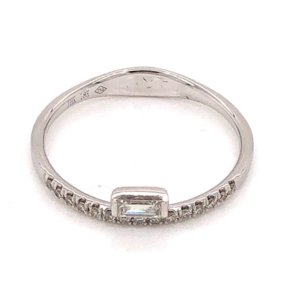 Solitaire Baguette Diamond Wedding Band in 18k White Gold