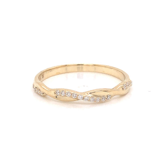 .06 Twisted Diamond Wedding Band in 14k Yellow Gold