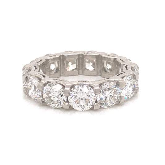 5.98 Brilliant Cut Diamond Eternity Band in Platinum