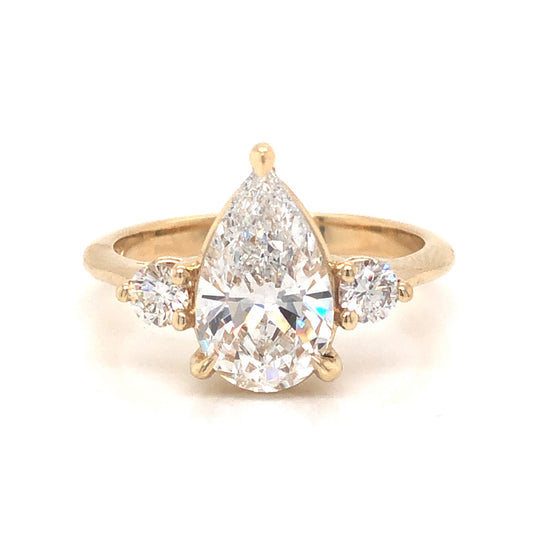 2 Carat Pear Cut Diamond Engagement Ring in 14k Yellow Gold