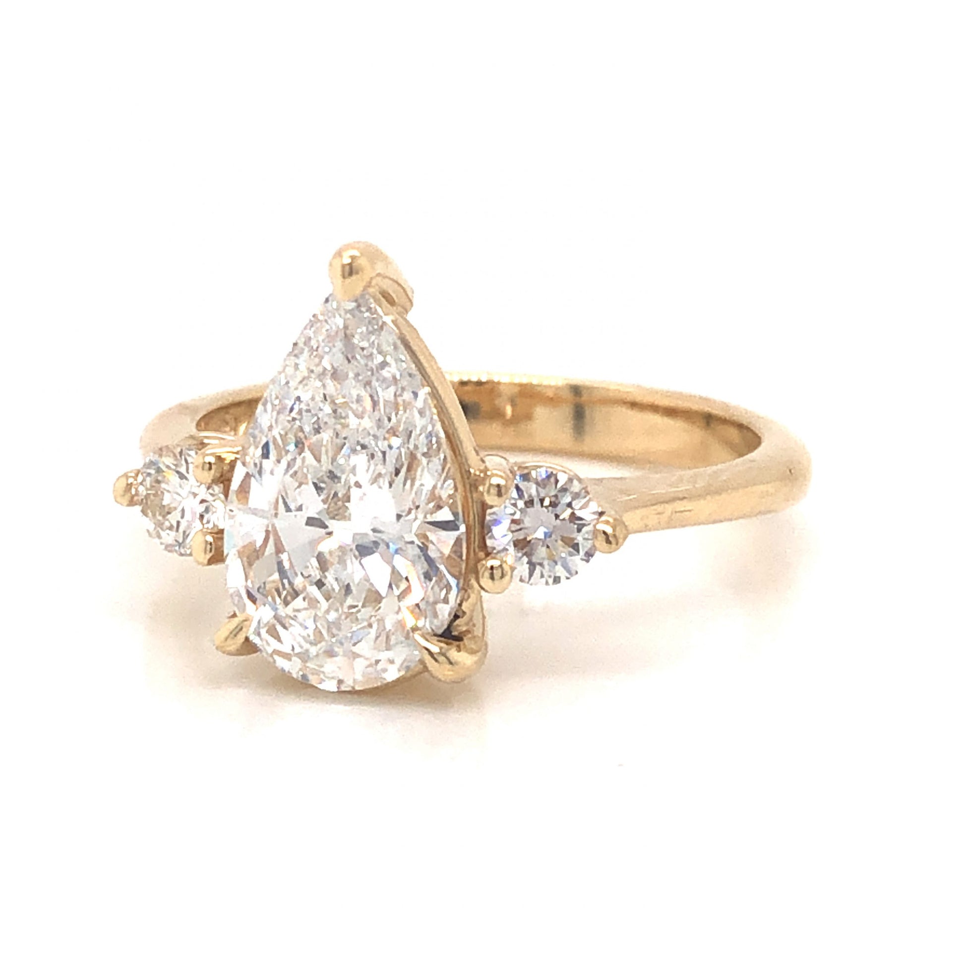 2 Carat Pear Cut Diamond Engagement Ring in 14k Yellow Gold