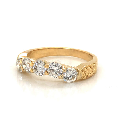 1.15 Curved Diamond Wedding Band in 18k Yellow Gold