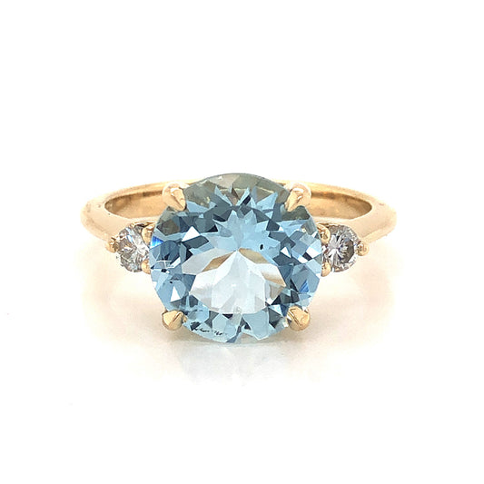 Round Aquamarine Engagement Ring in 14k Yellow Gold