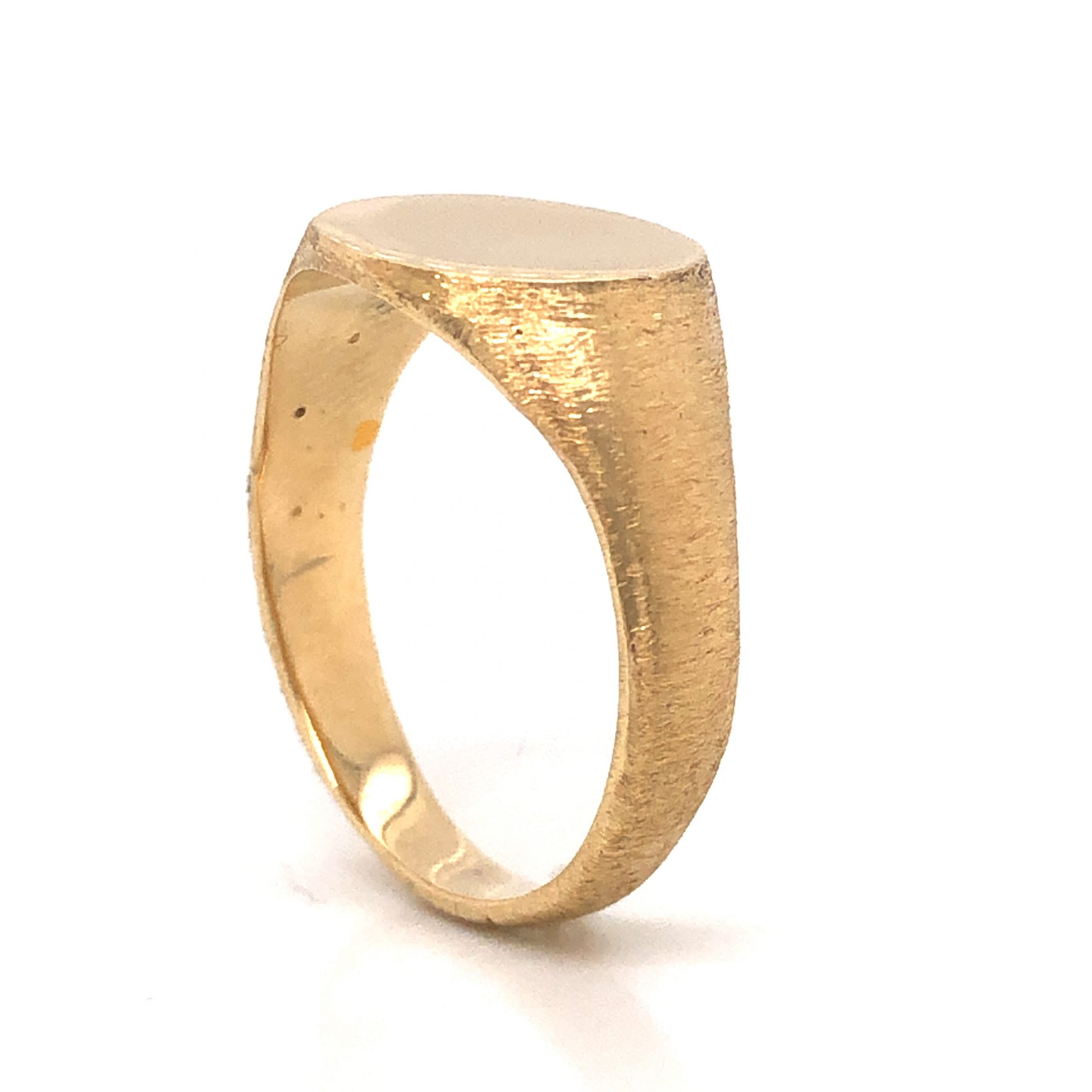 Mid-Century Round Signet Ring in 14k Yellow GoldComposition: 14 Karat Yellow Gold Ring Size: 8 Total Gram Weight: 5.0 g