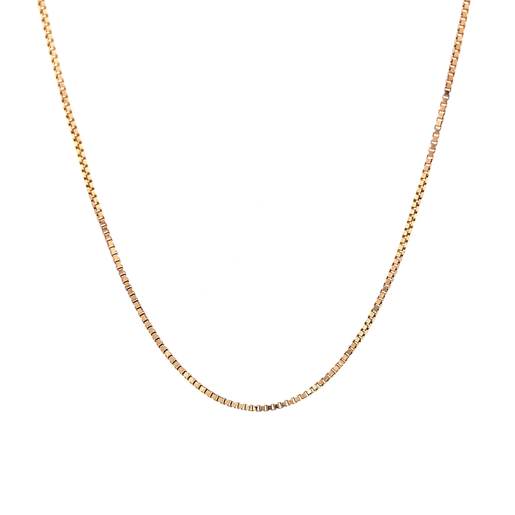 19 Inch Pendant Chain in 14k Yellow GoldComposition: 14 Karat Yellow Gold Total Gram Weight: 2.5 g Inscription: 14K ITALY
      