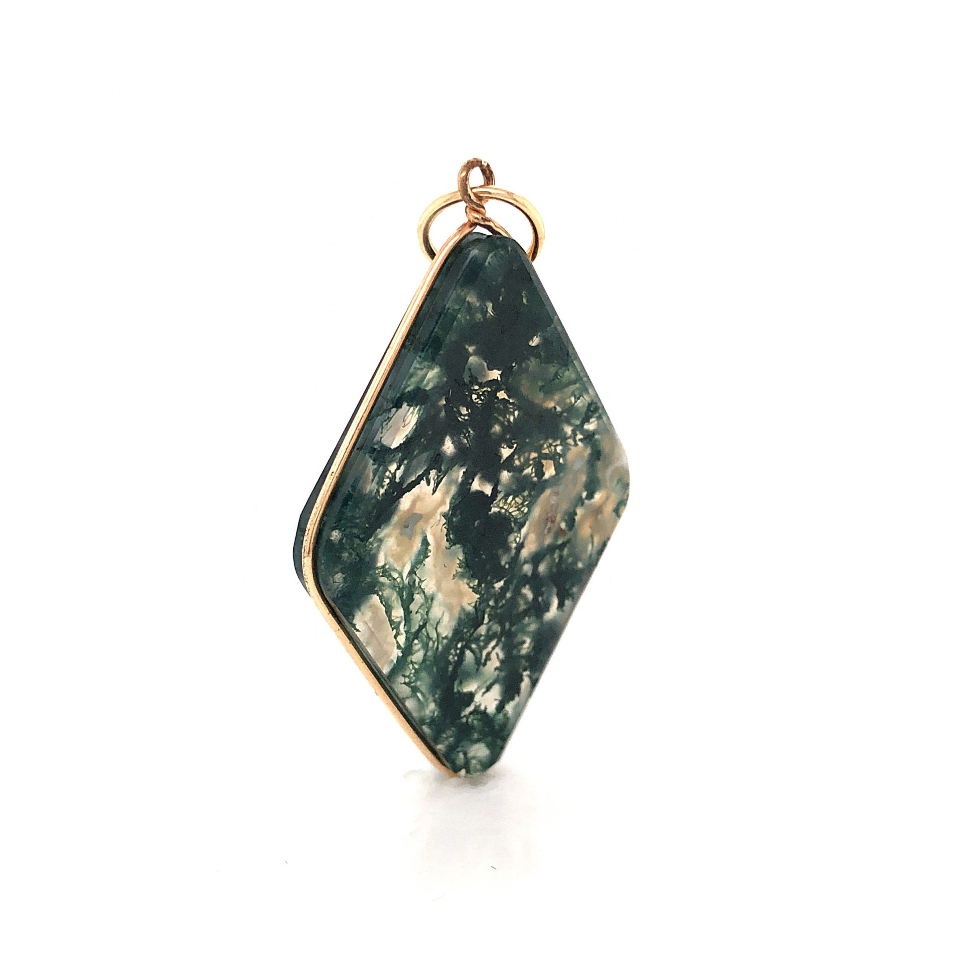 Moss Agate Pendant in 14k Yellow GoldComposition: 14 Karat Yellow Gold Total Gram Weight: 6.9 g