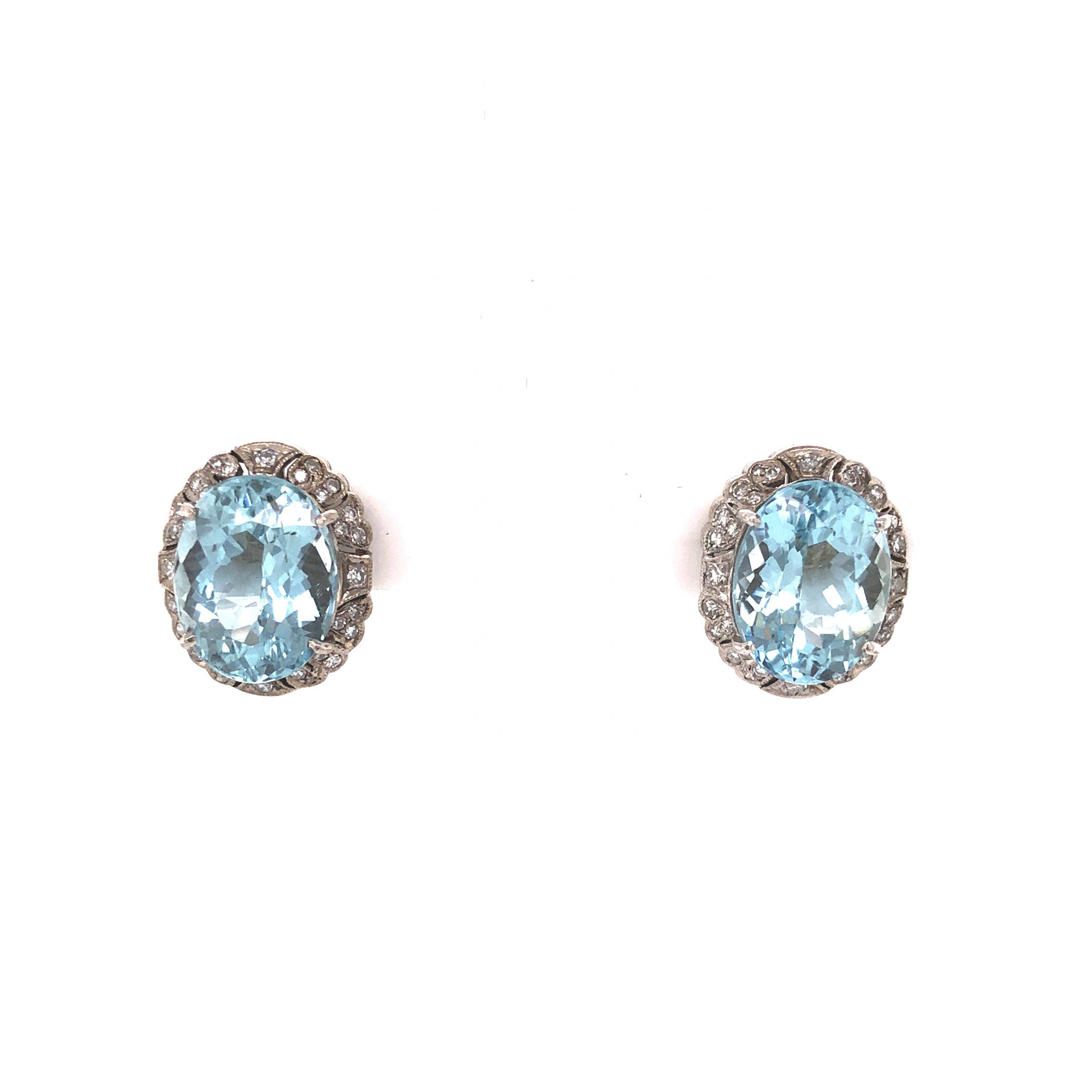 Aquamarine and Diamond Earrings 14 Karat Gold 1.25 high quality Carats