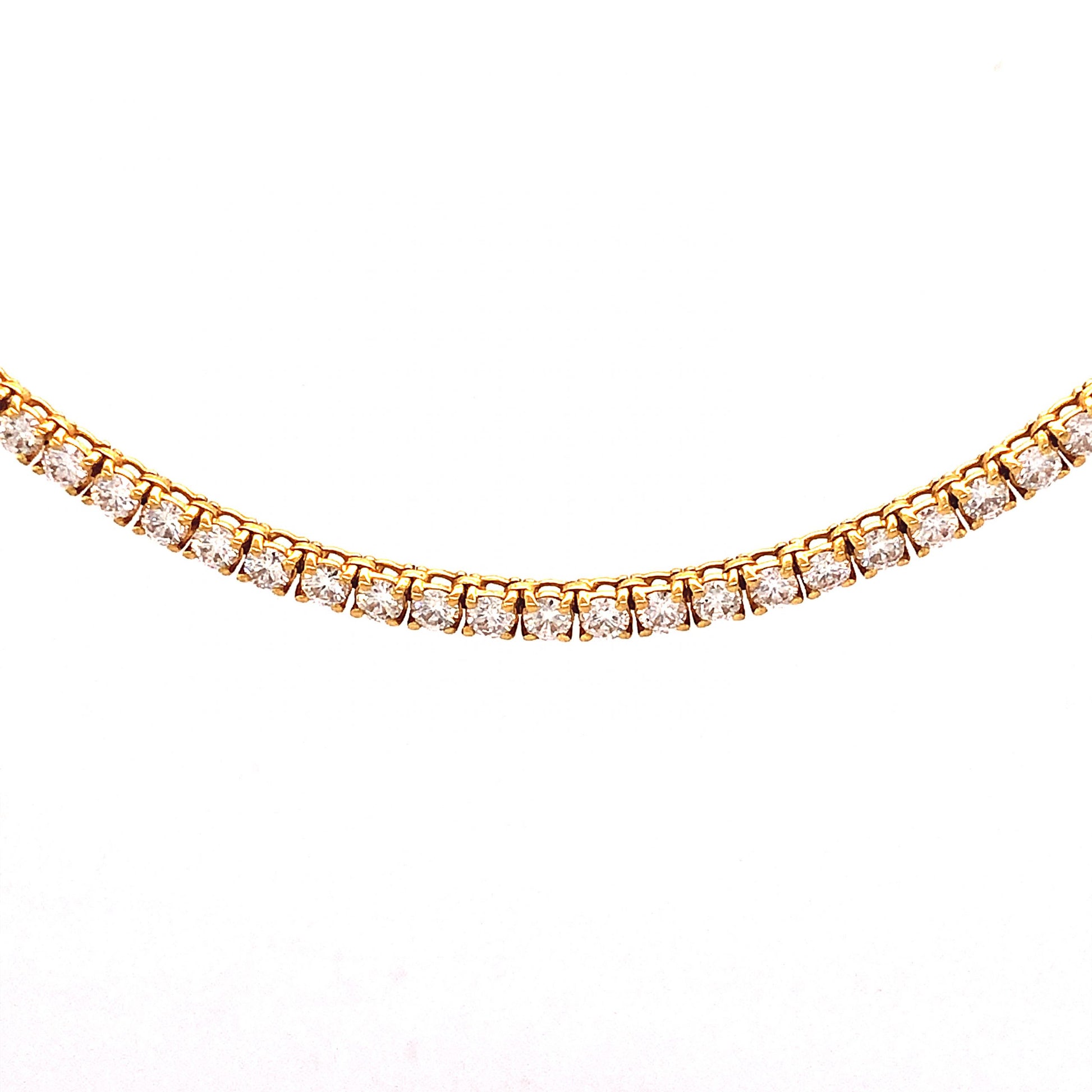 6.20 Diamond Tennis Necklace in 18k Yellow GoldComposition: 18 Karat Yellow GoldTotal Diamond Weight: 6.20 ctTotal Gram Weight: 17.0 gInscription: 750