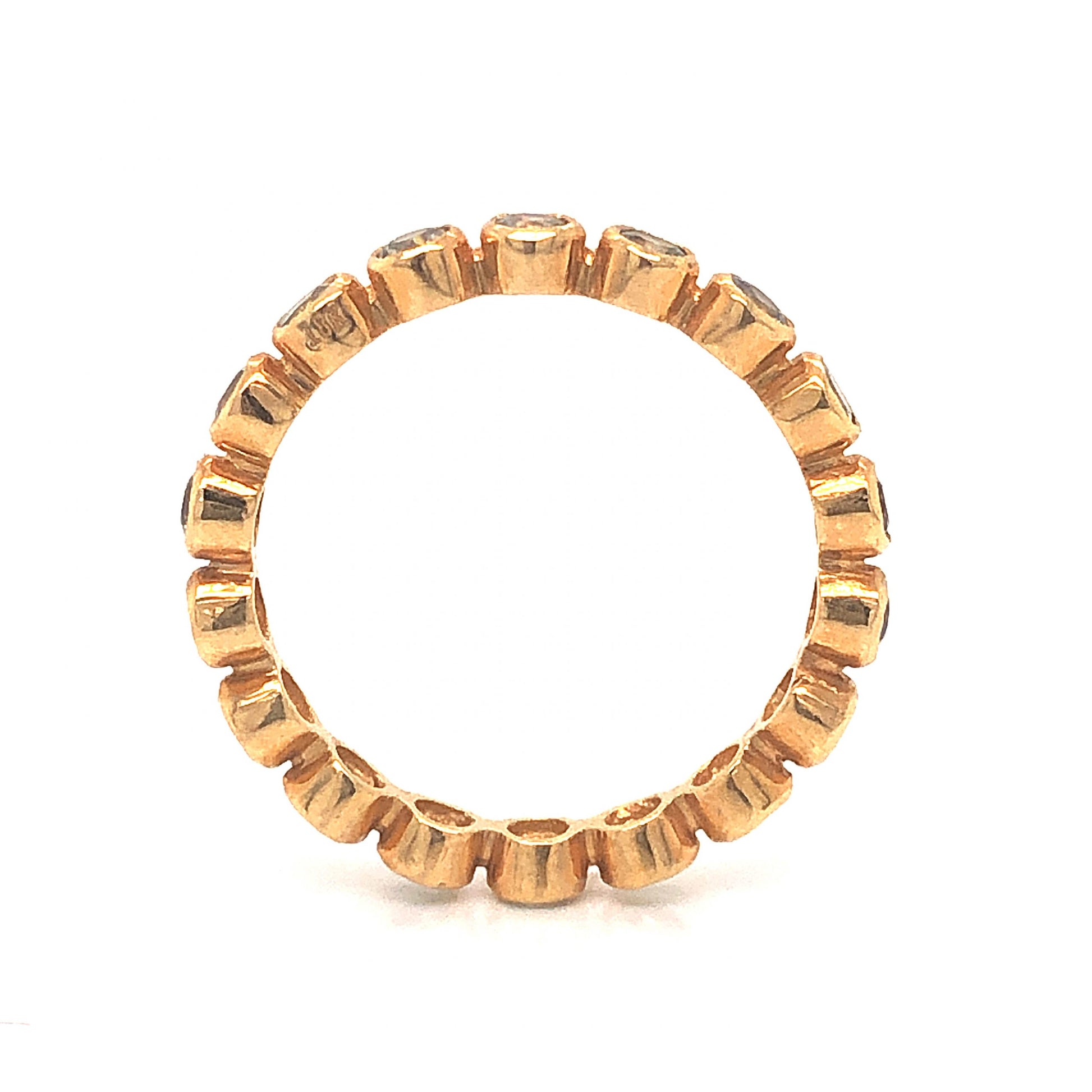 Green Sapphire Eternity Band in 18k Yellow GoldComposition: 18 Karat Yellow Gold Ring Size: 7 Total Gram Weight: 2.9 g Inscription: 18k
      
