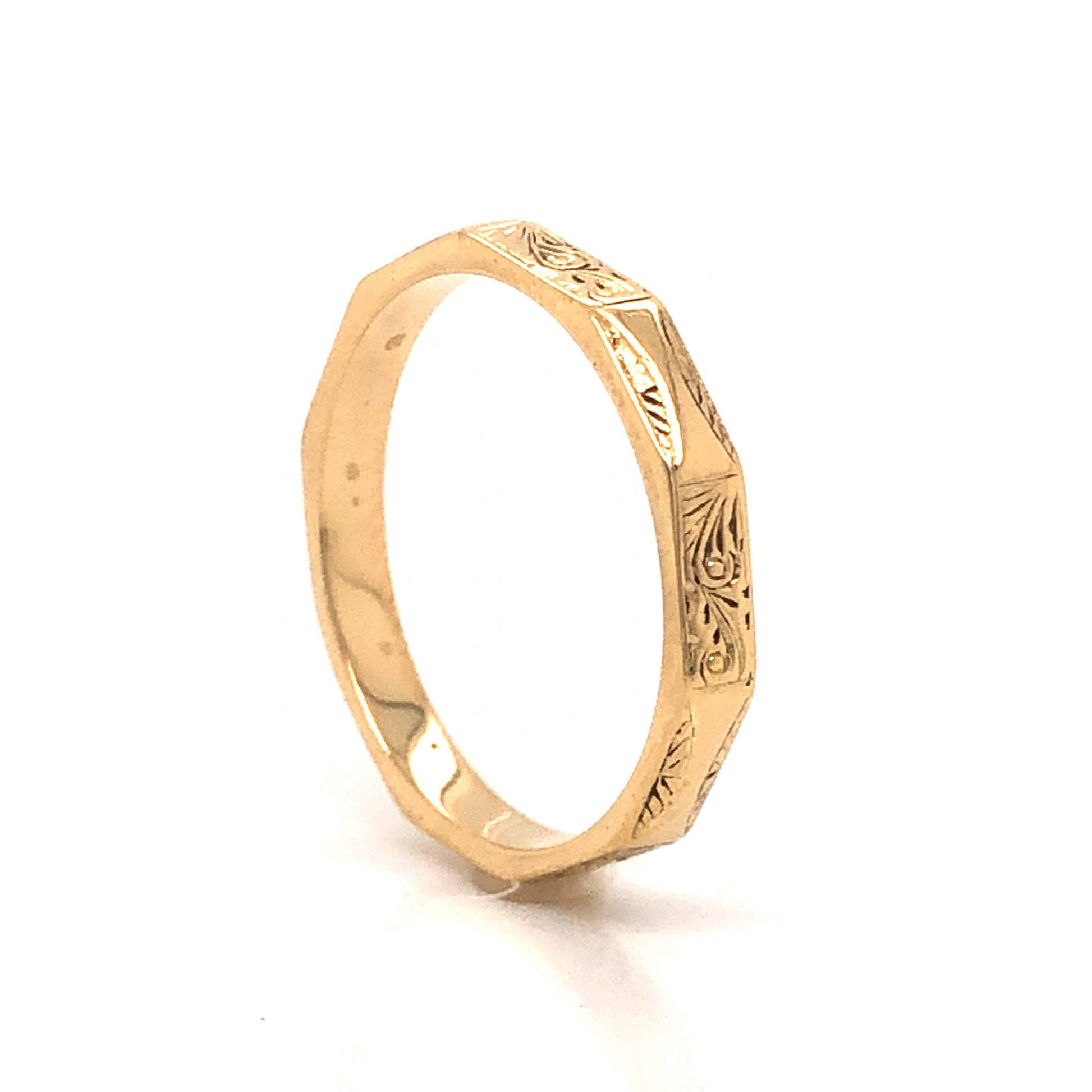 Victorian Engraved Wedding Band in 18k Yellow GoldComposition: 18 Karat Yellow Gold Ring Size: 7.25 Total Gram Weight: 2.9 g Inscription: Stamped English hallmarks, 18
      