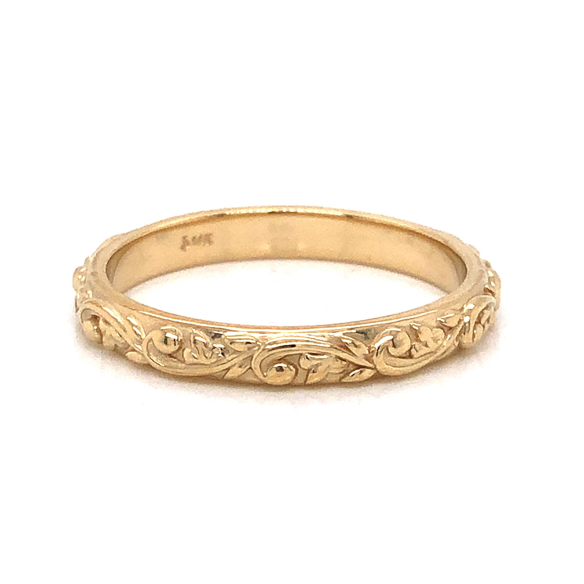 Vintage Inspired Filigree Wedding Band in 14k Yellow GoldComposition: 14 Karat Yellow Gold Ring Size: 7 Total Gram Weight: 2.9 g Inscription: 14k
      