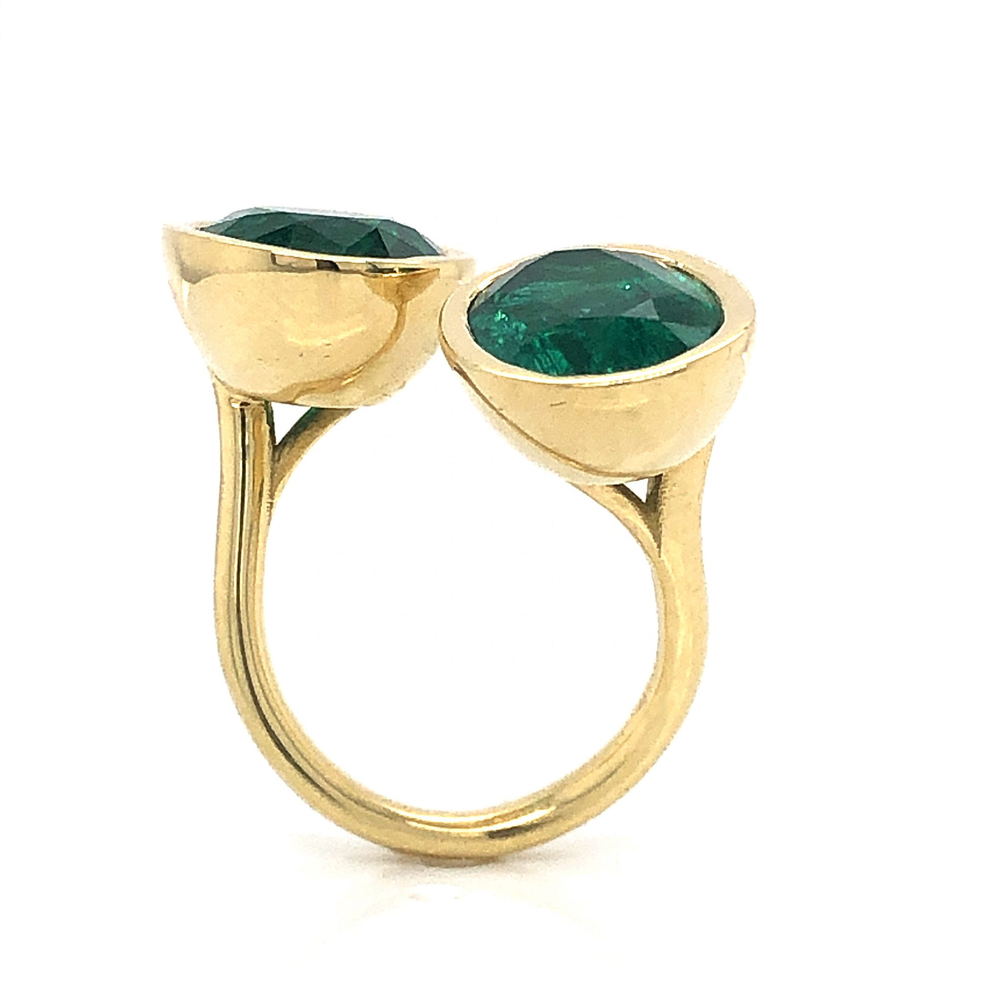 Double Oval Cut Emerald Cocktail Ring in 18k Yellow GoldComposition: 18 Karat Yellow Gold Ring Size: 7 Total Gram Weight: 11.1 g