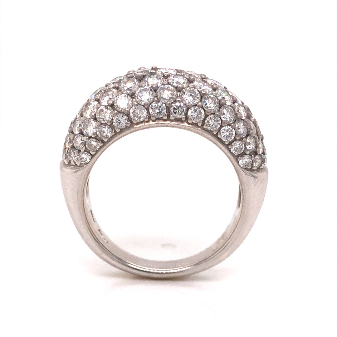 Pave Round Diamond Ring in 18k White GoldComposition: 18 Karat White Gold Ring Size: 7 Total Diamond Weight: 3.50ct Total Gram Weight: 6.8 g Inscription: 18k RR
      