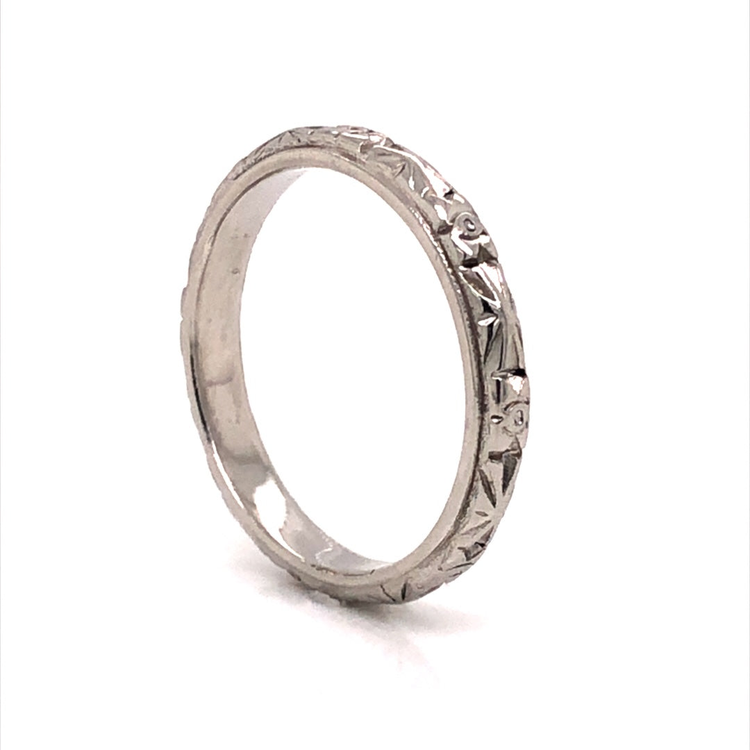3mm Men's Art Deco Engraved Wedding Band in PlatinumComposition: Platinum Ring Size: 8.75 Total Gram Weight: 5.5 g
