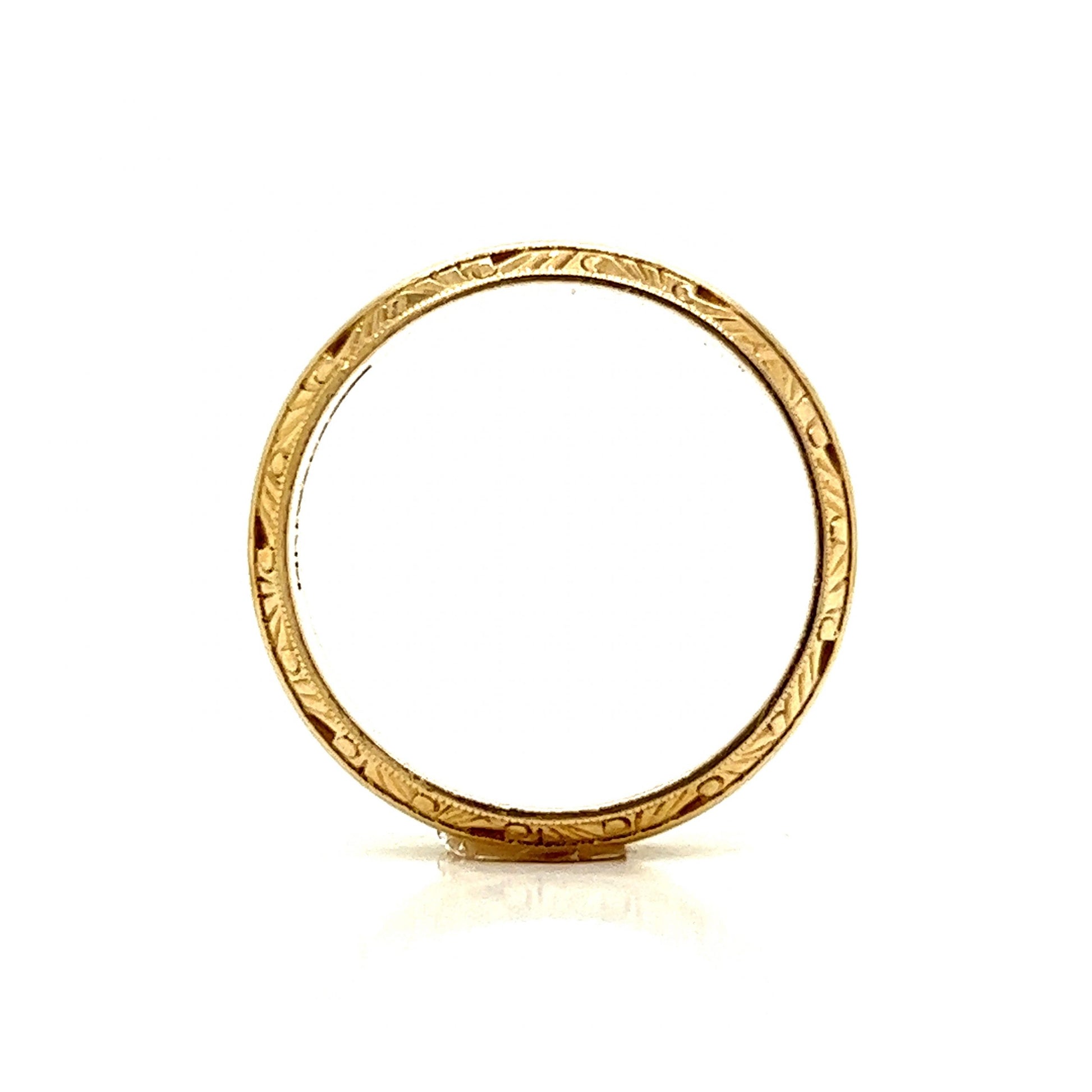 Men's Vintage Engraved Edge Wedding Band in 14k Yellow Gold