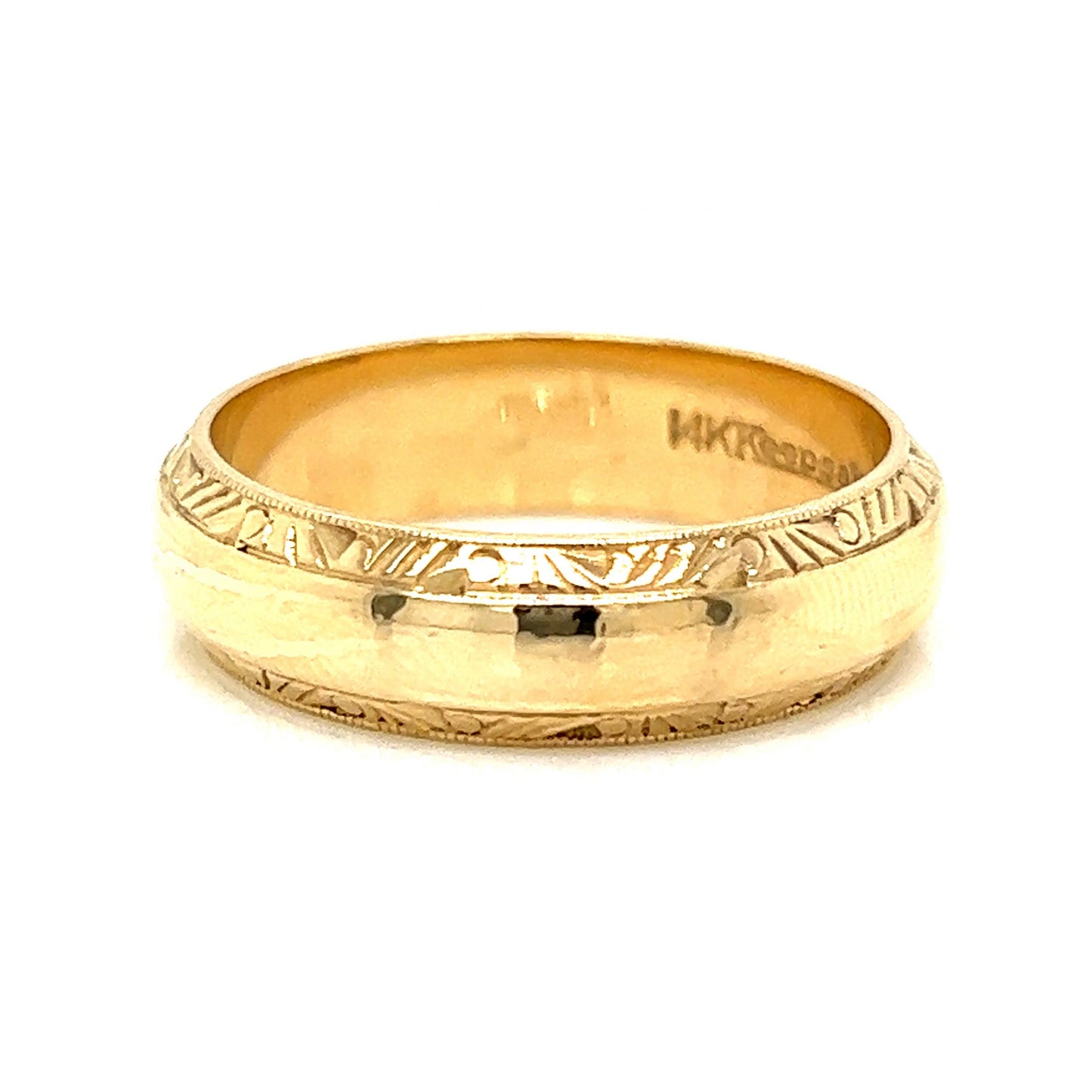 Men's Vintage Engraved Edge Wedding Band in 14k Yellow Gold