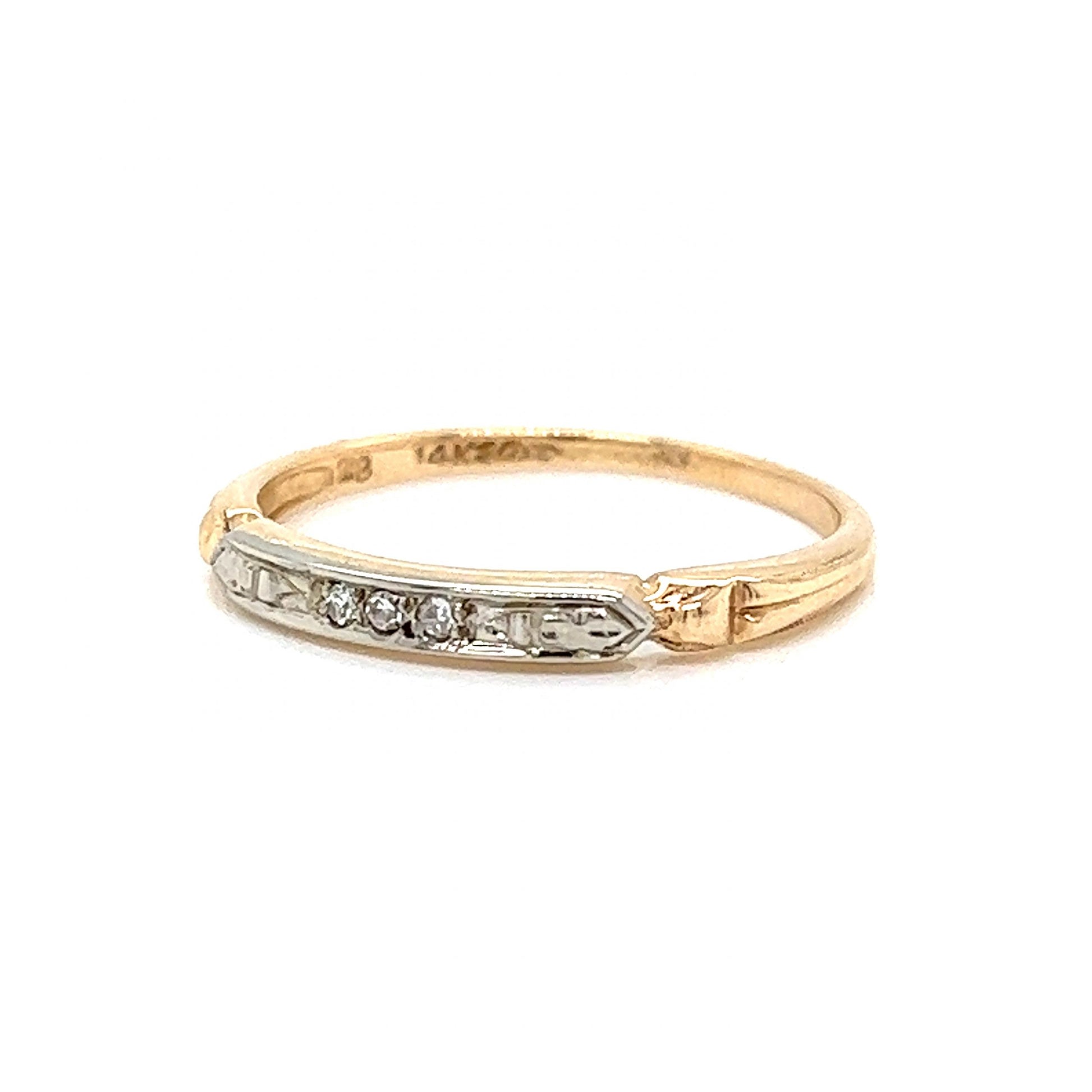 Retro Three Sone Diamond Wedding Band in 14k Gold