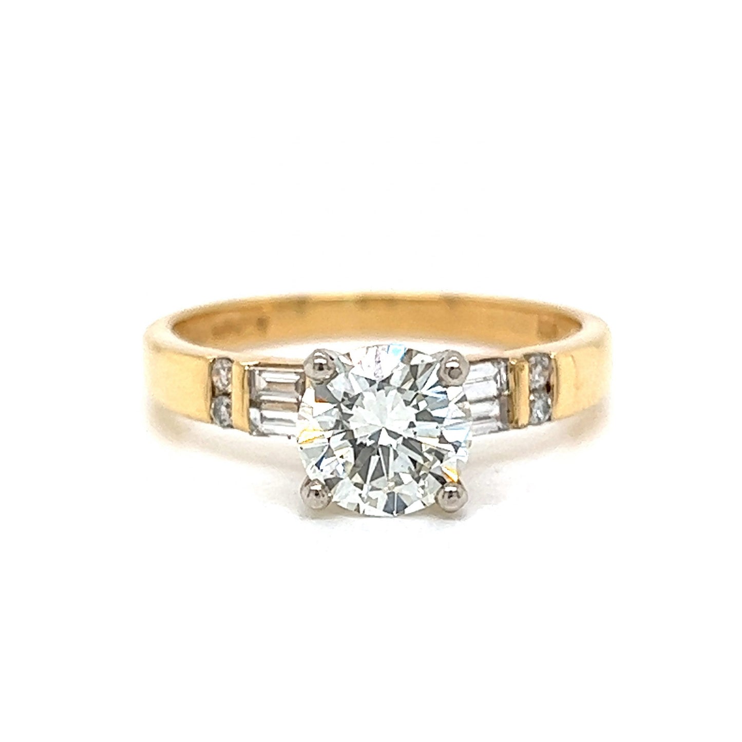 1.05 Round Brilliant Diamond Engagement Ring in 18k