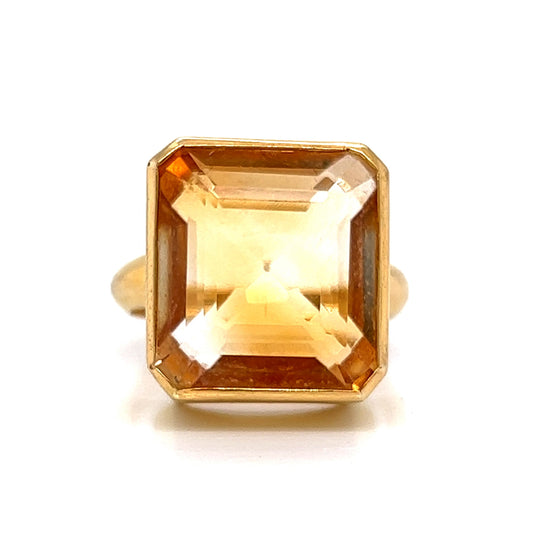 Bezel Set Citrine Cocktail Ring in 20k Yellow Gold