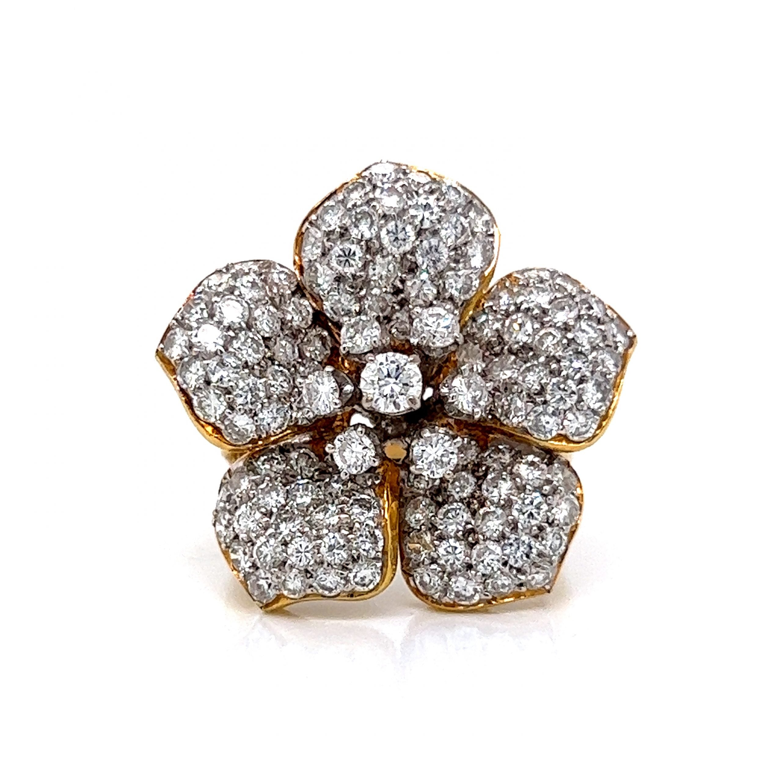 LOUIS VUITTON LES ARDENTES FLOWER RING 50 WHITE GOLD 18K AND DIAMONDS RING  Silvery ref.685193 - Joli Closet