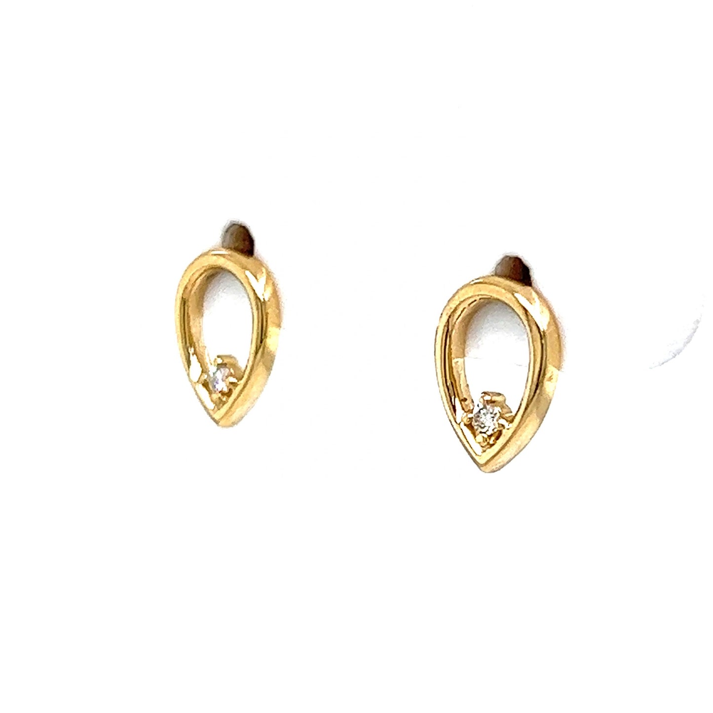 Pear Shaped Diamond Stud Earrings in 14k Yellow Gold