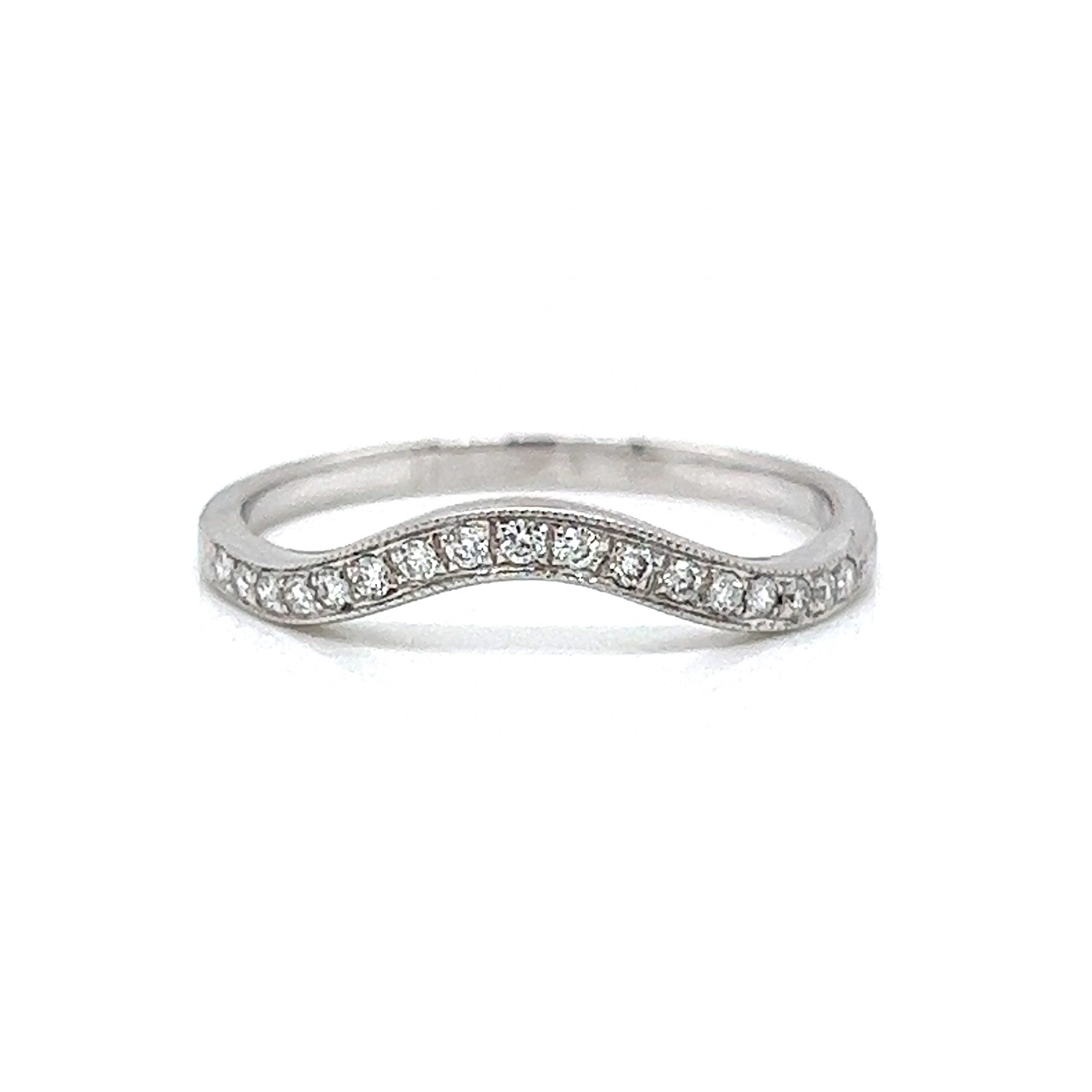 Milgrain curved wedding on sale band