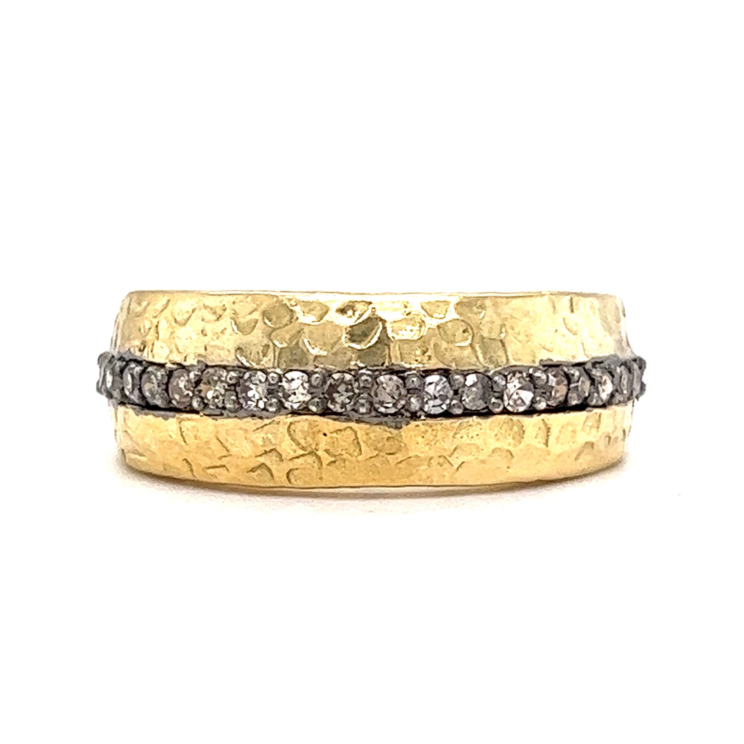 Diamond Hammered Stacking Ring in 18k Yellow Gold – Filigree Jewelers
