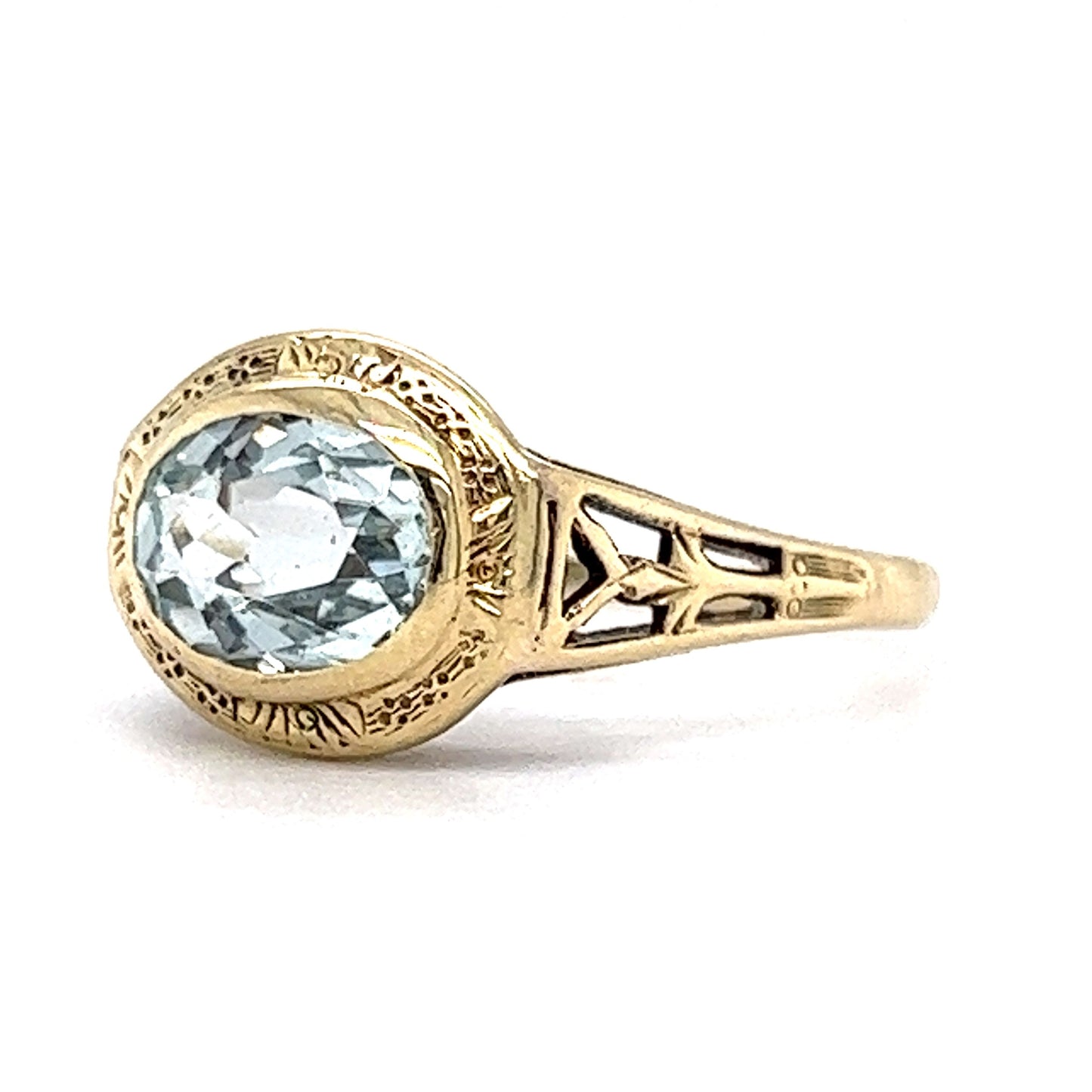 Art Deco Oval Cut Aquamarine Ring in 14k Yellow Gold