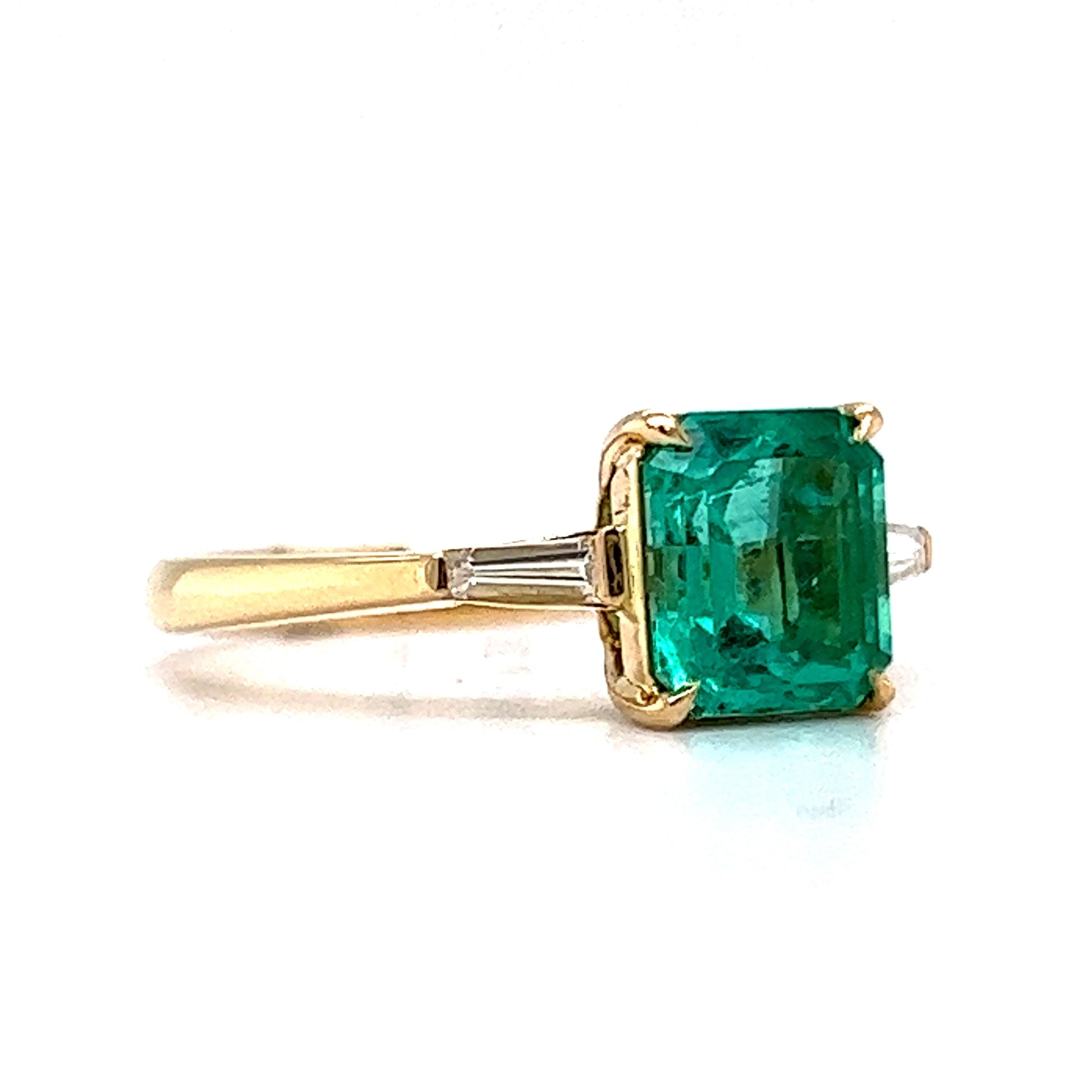 1.39 Emerald & Diamond Engagement Ring in 18k Yellow Gold