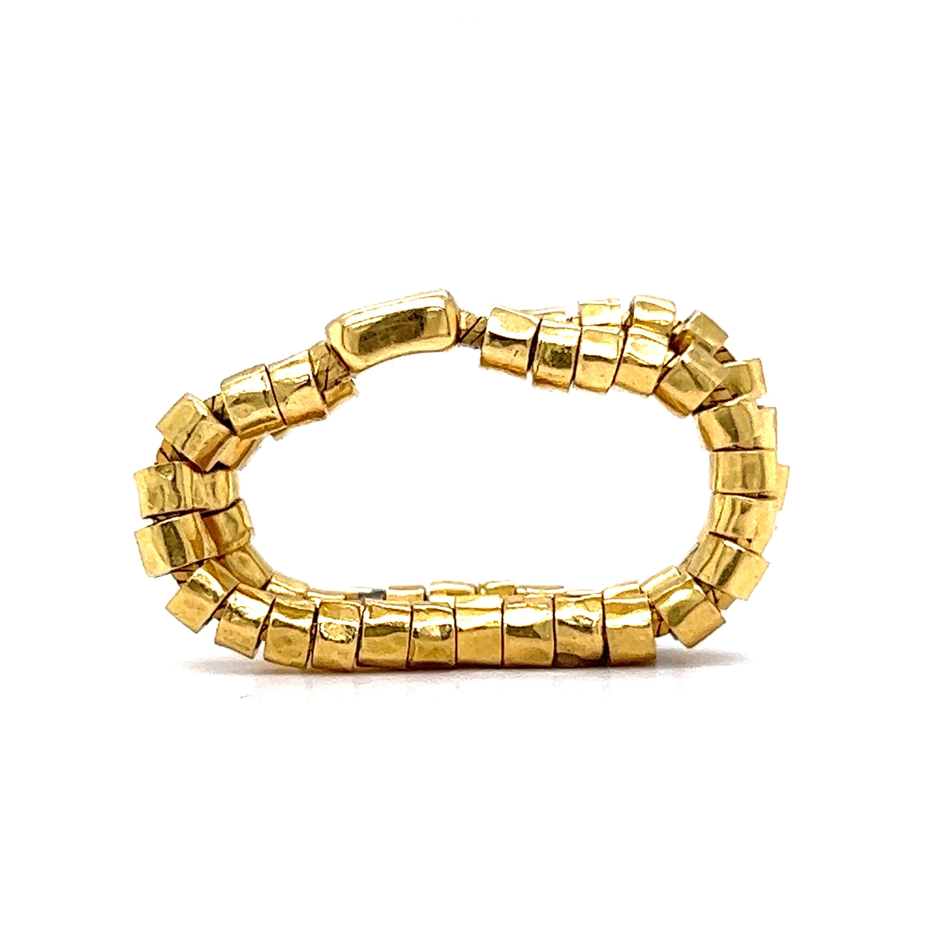 Sold at Auction: Gucci & H. Stern 18K Gold & Diamond Link Bracelet